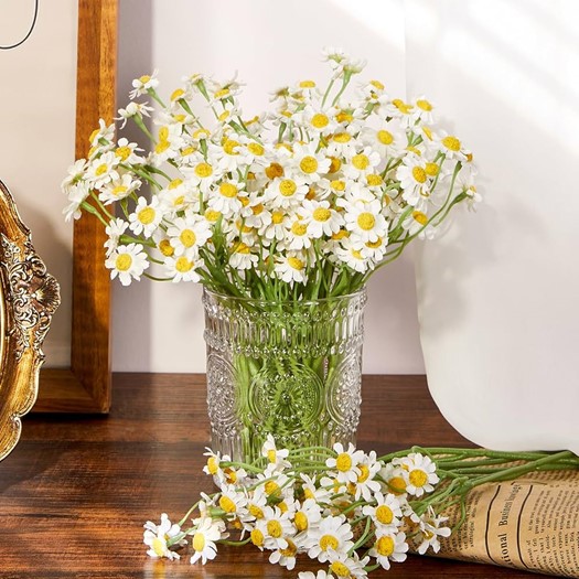 Daises for celebrating year 5 wedding anniversary