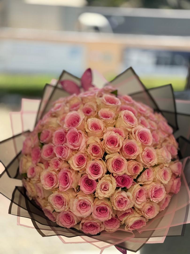 The Grande Pink Perfection Bouquet: 100-Stem Luxury Birthday Roses
