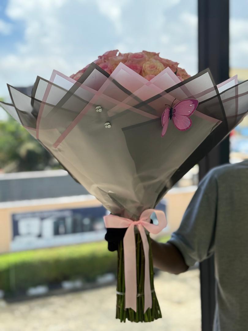 The Grande Pink Perfection Bouquet: 100-Stem Luxury Birthday Roses - Image 2