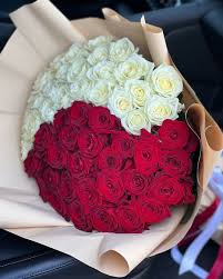 The Lagos Christmas Classic Bouquet