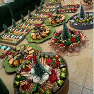 Luxury Christmas Chocolate Gift Arrangement – Gourmet Artisanal Pralines & Truffles