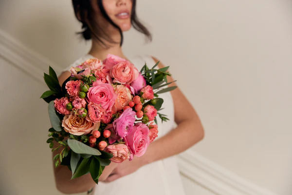 beautiful wedding bouquet for bride in Lagos