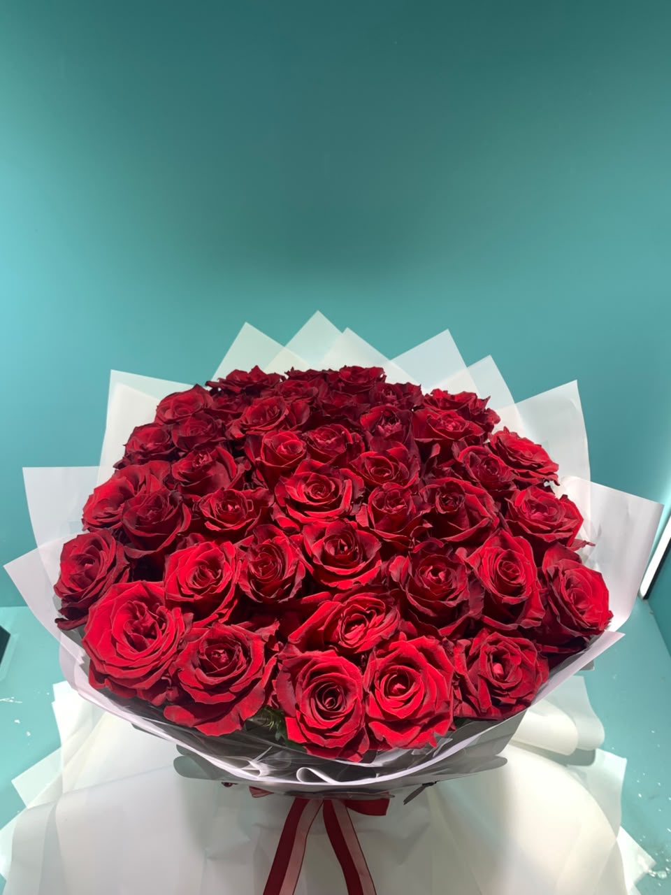The Scarlet Majestic Grand Red Rose Bouquet & Scroll Set